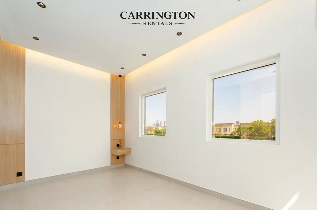 Turnkey Springs Townhouse | 2 Bed • 3 Bath