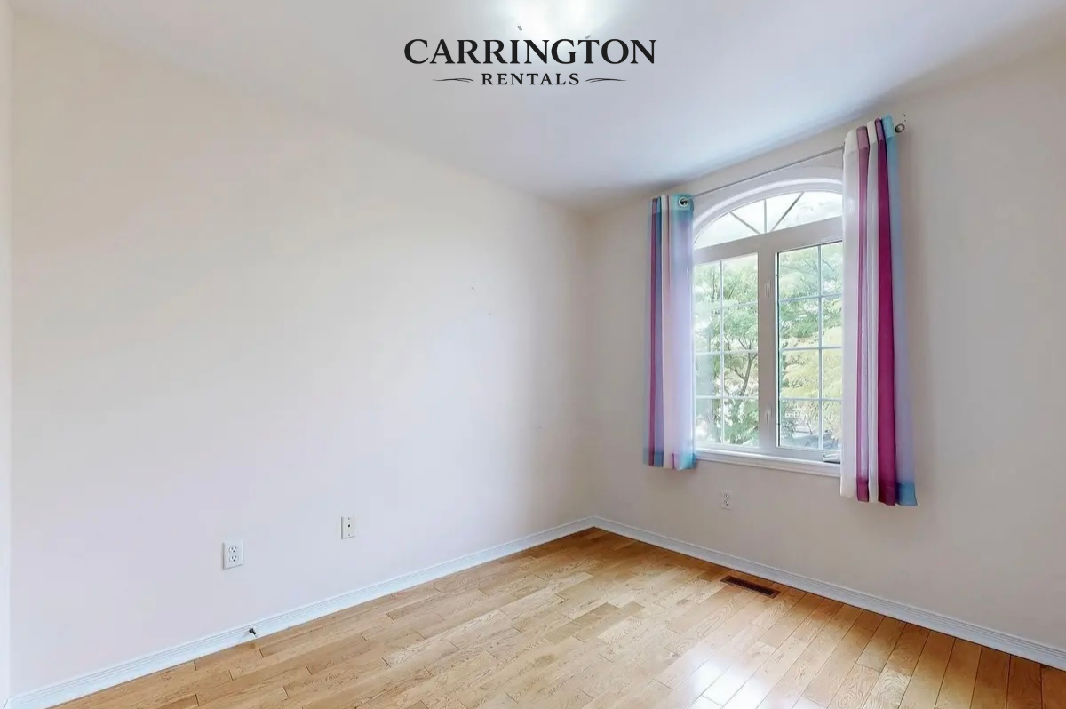 Elegant Semi-Detached Home for Lease in Markham | 3 Bed • 3 Bath
