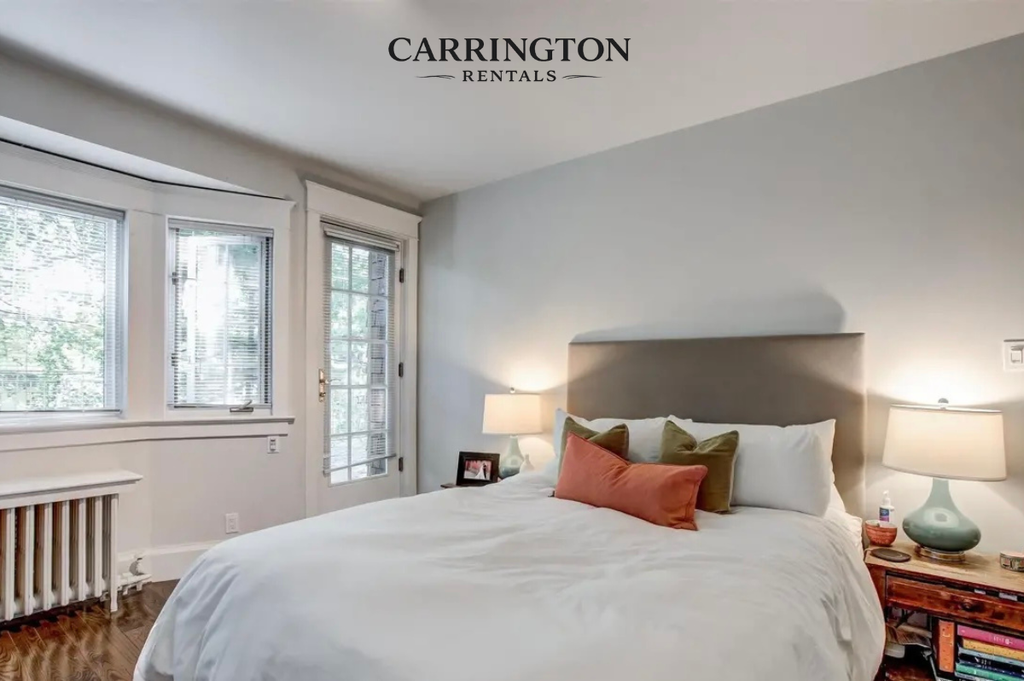Charming Beach-Style Family Home in the Woodbine Corridor | 3 Bed • 2 Bath
