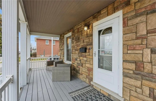 Elegant 3-Bedroom Family Residence | Heated Pool, Private Lot & Finished Basement | East Hamilton