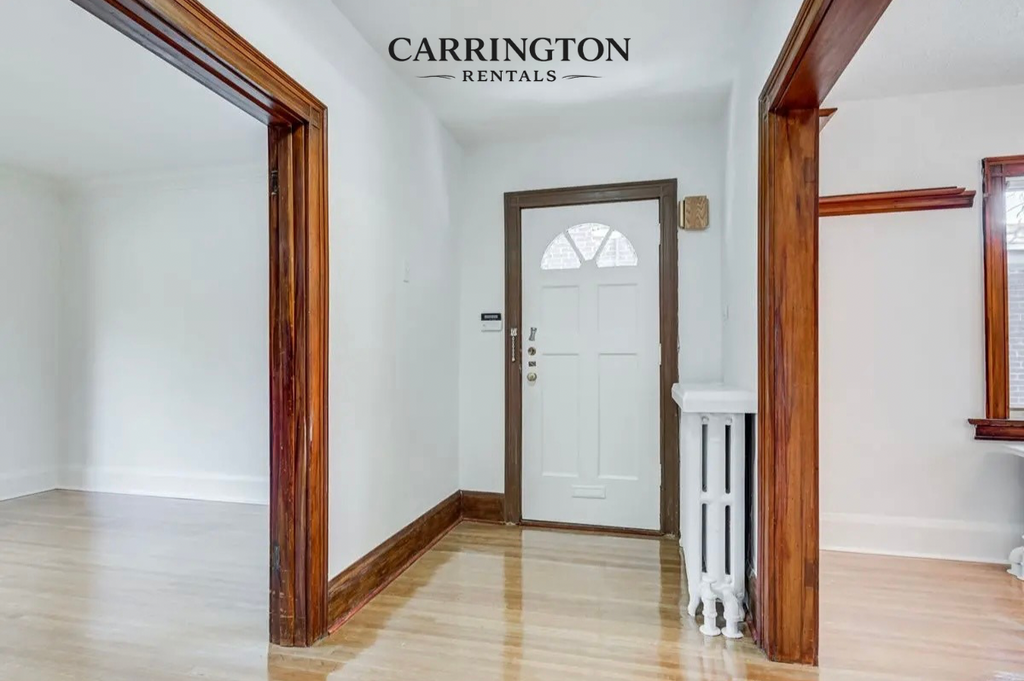 Elegant Detached Residence for Lease in Chaplin Estates | 4 Bed • 3 Bath