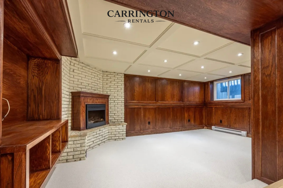 Elegant Detached Family Home in Davisville Village | 3+1 Bed • 2 Bath