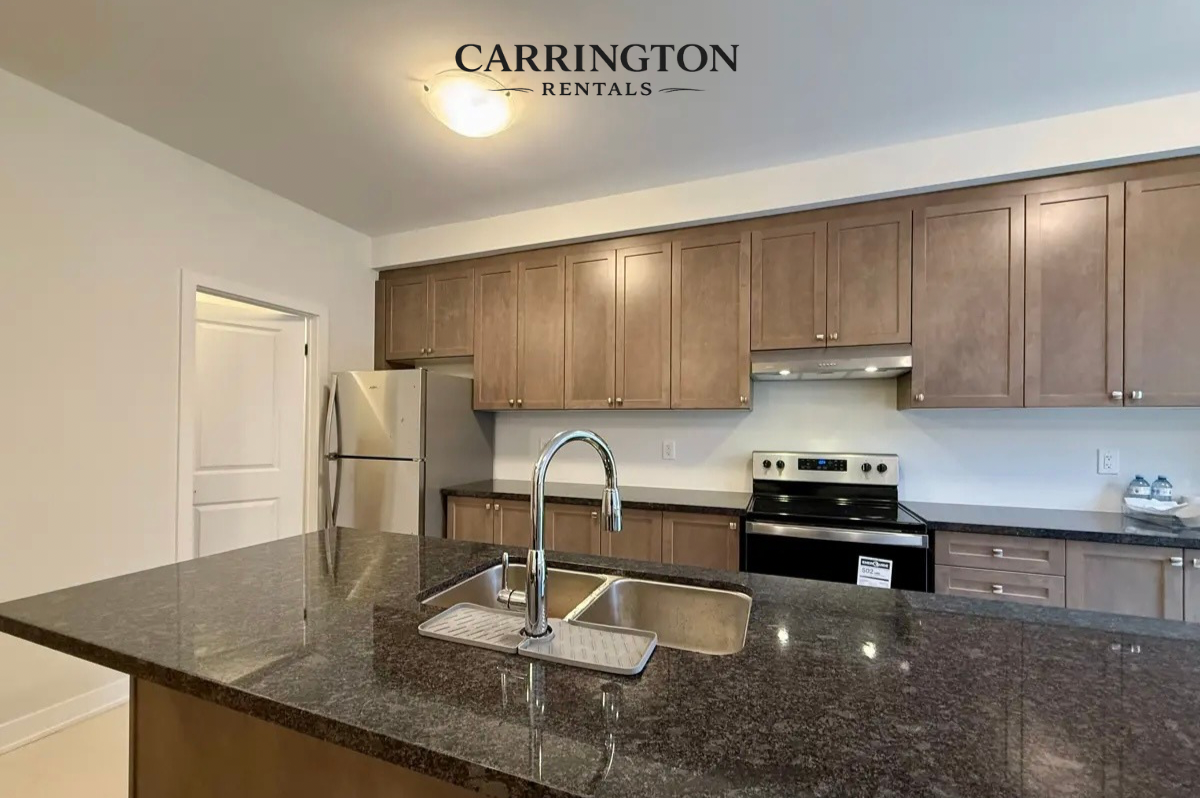 Elegant Townhouse for Lease in Markham | 3 Bed • 3 Bath