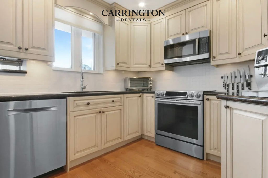 Executive Family Home with Private Outdoor Retreat | 4 Bed • 3 Bath