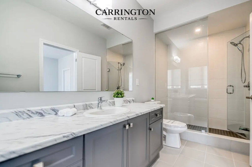 Elegant Townhouse for Lease in Markham | 3 Bed • 3 Bath