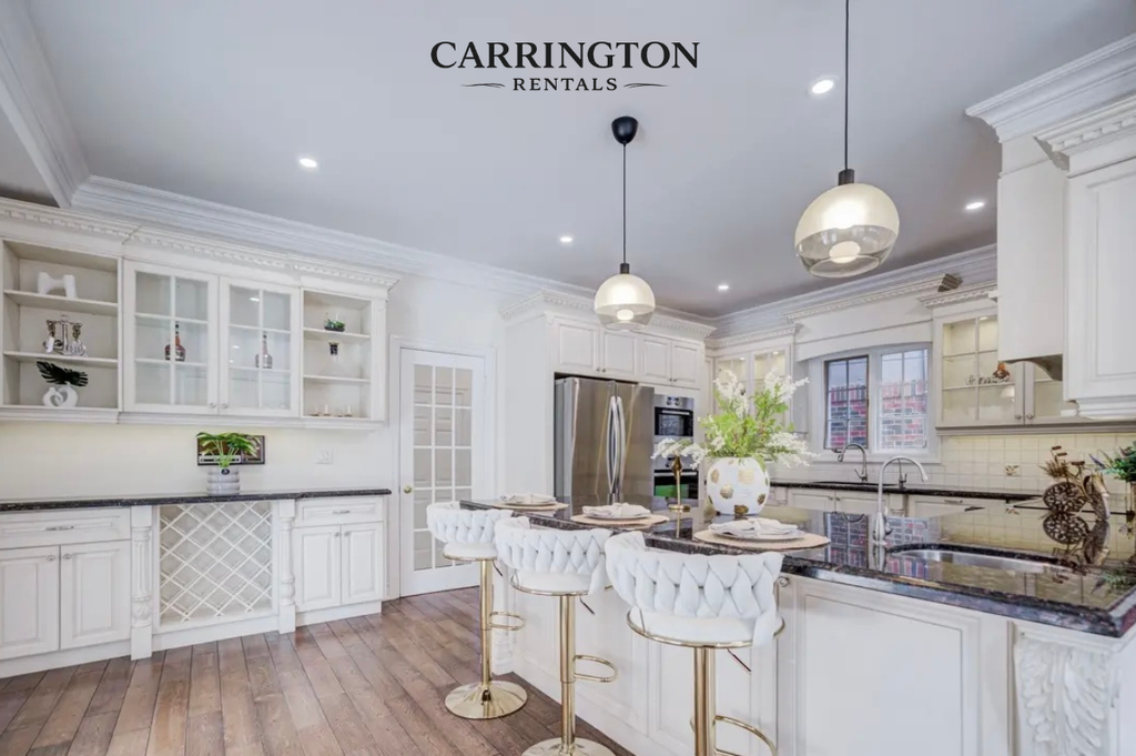 Luxury Executive Family Home in Forest Hill South | 4+1 Bed • 4 Bath